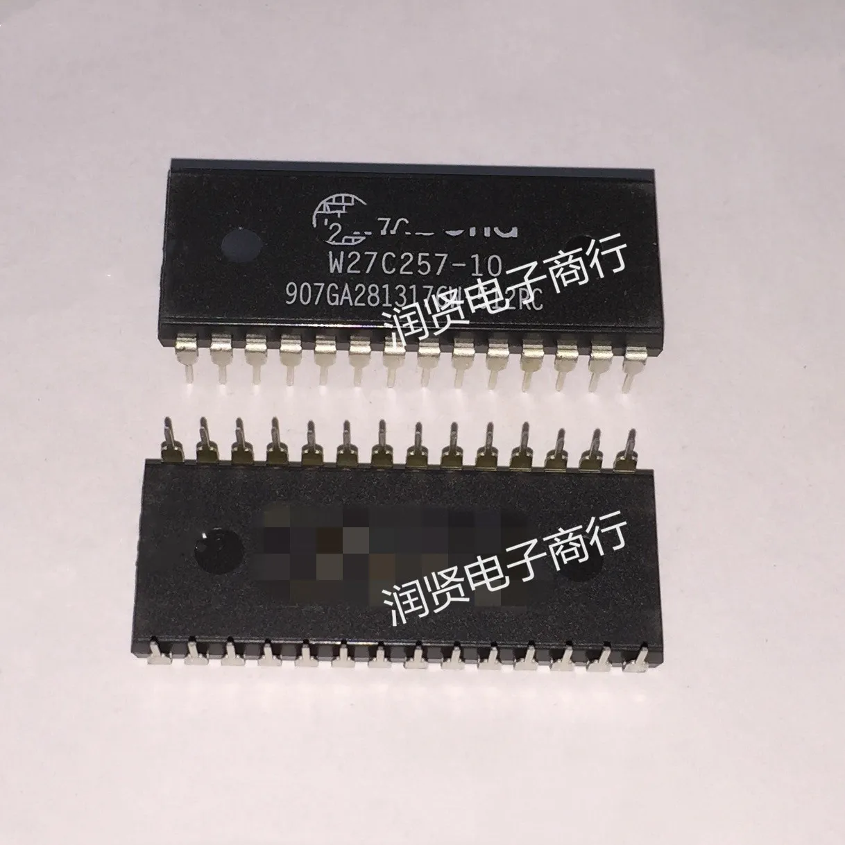 1PCS W27C257-10 W27C257 DIP28 Brand new original IC chip