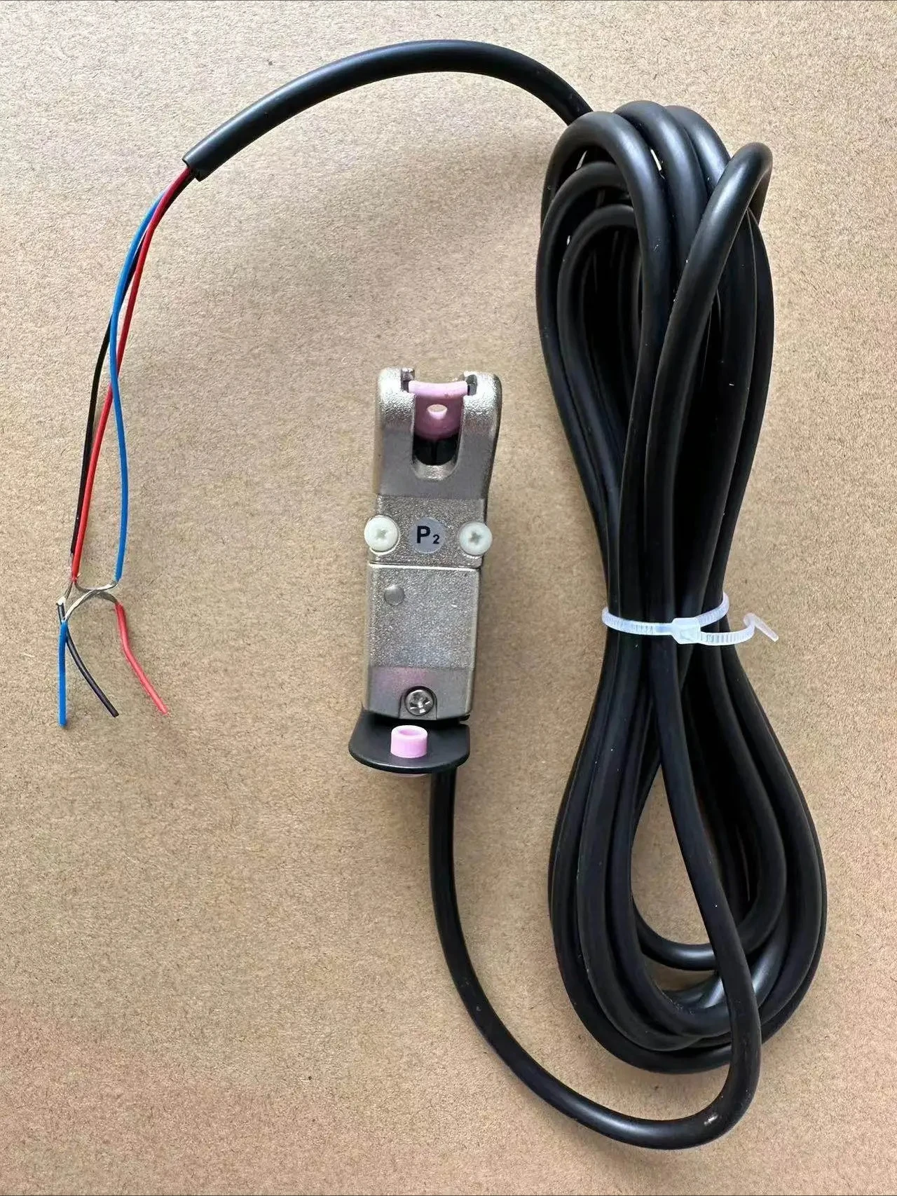 Suitable for RQJ-P2 sewing machine breakage detector sewing machine overlock machine friction induction breakage sensor
