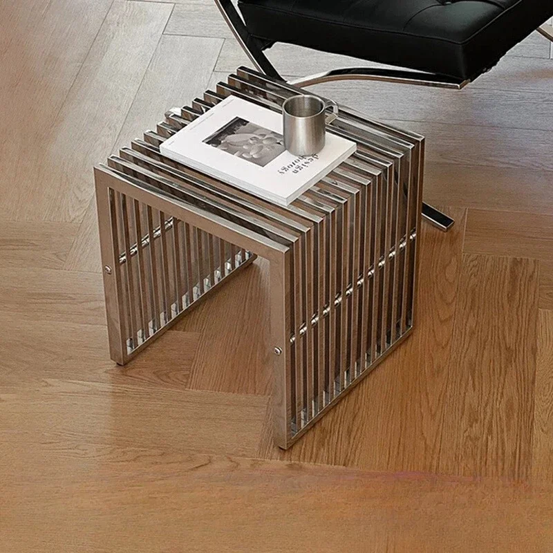 Image of Nordischer Luxus Moderner Wohnzimmer-Schuhwechselhocker aus Edelstahl Metall-Haushalts-Niedrighocker