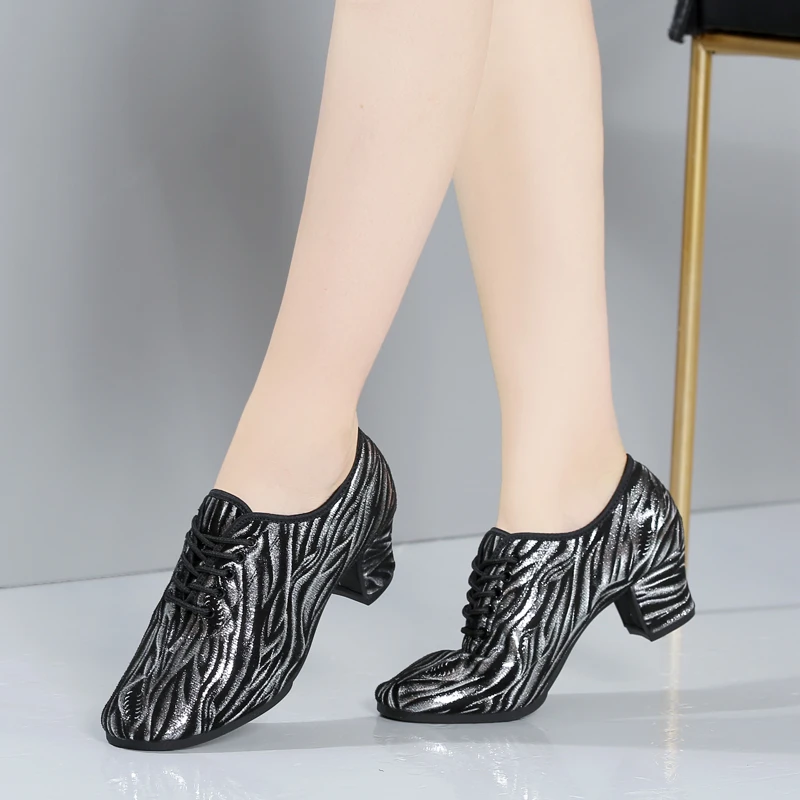 

Women's Modern Dance Shoes Silver stripes Oxford Latin/Tango/Ballroom Shoes Rubber Sole Heels Women's Dancing Shoes Black