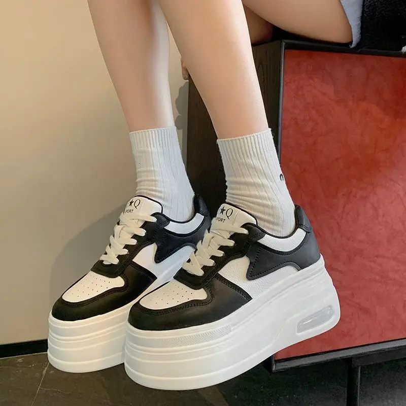 

​Women's White Sneakers 2025 Autumn New Release Thick Sole Height Increase Platform Shoes for Women​ Fashion Footwear