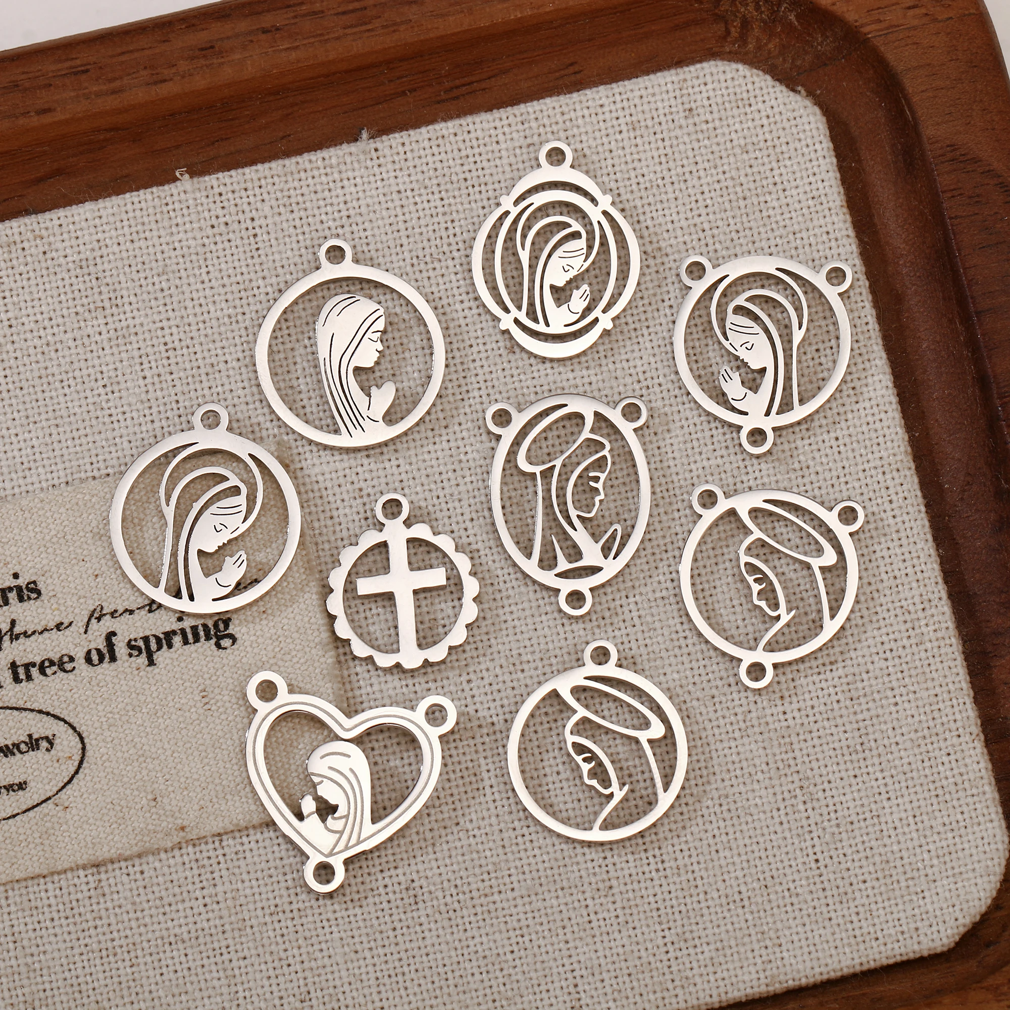 5 Stück Jungfrau Maria Verbindungsanhänger aus Edelstahl, Exquisite 3-Loch Unsere Liebe Frau Gliederanhänger für DIY Halsketten und Armbänder – Detail 7