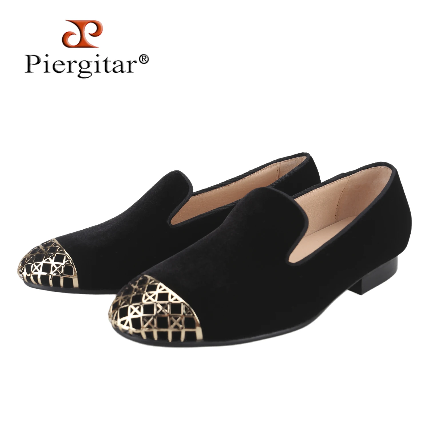 Piergitar Brand Luxury Velvet Customized Hollow Metal Head Buckle Gentlemen's Loafers For Fashion Elite Men's Dressing Match