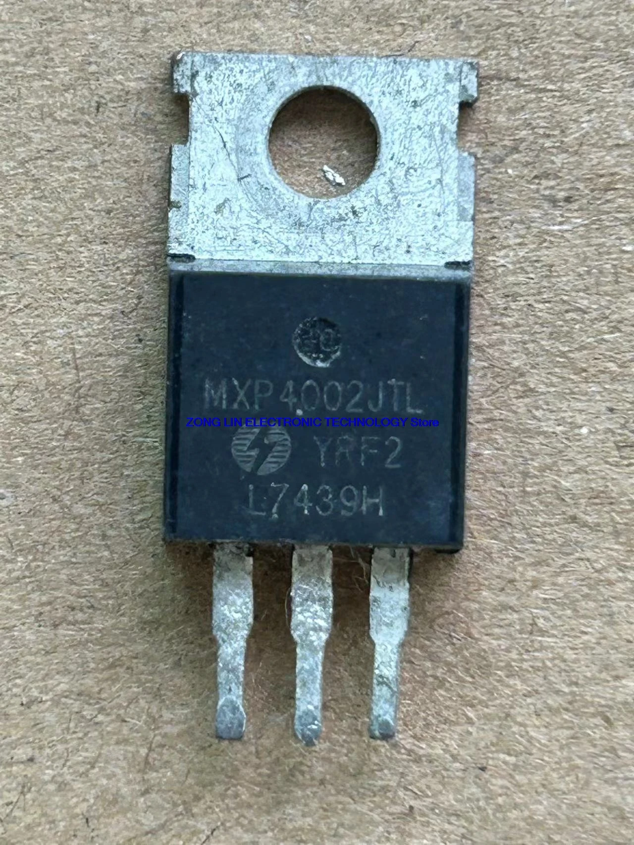 Original  MXP4002JTL MXP4002AT TO-220 large chip field-effect transistor 252A 40V         10PCS -1lot