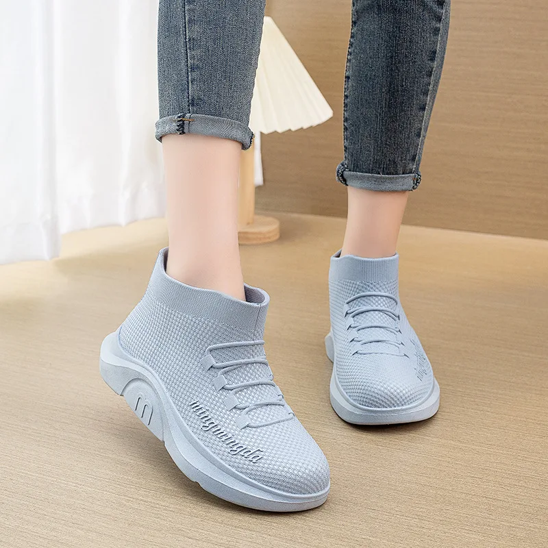 Sepatu Bot Hujan Pendek Tahan Air Wanita Sepatu Bot Hujan Pergelangan Kaki Kasual Antiselip Sepatu Air PVC Pria Sepatu Bot Mandi Dapur