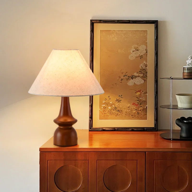 AFRA Contemporary Creativity Table Lamp American Retro Art Living Room Study Villa Hotel Bedroom LED Bedside Desk Light