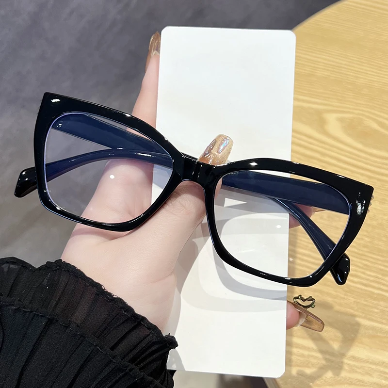 Anti-blue Light Glasses High Quality Cat Eye Eyewear Women Men Exquisite Eyewear Blue Light Blocking Man Lady Computer Eyeglas