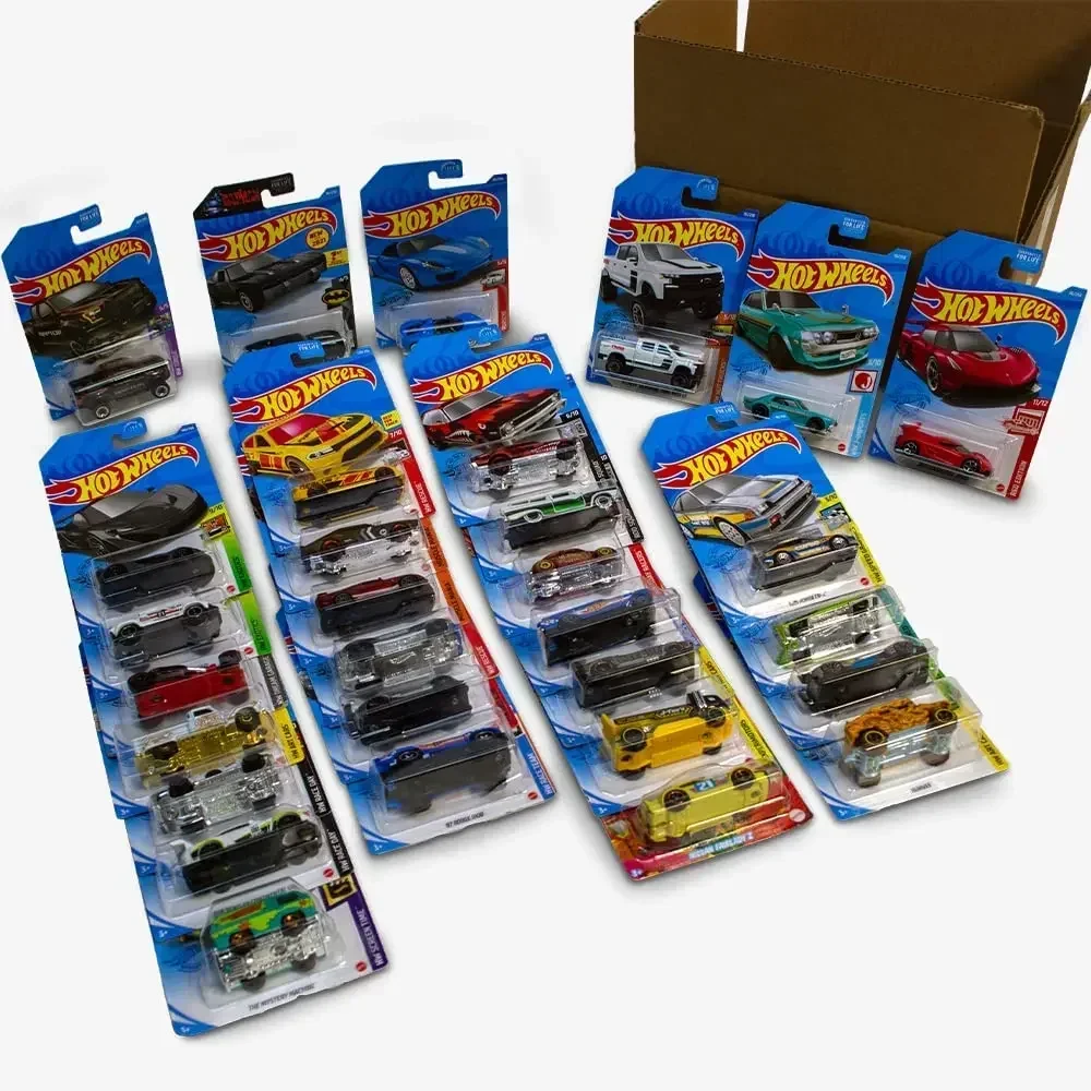 Original Hot Wheels 1/64 Diecasts & Toy Vehicles Cars Land Rover Series Land Rover Defender 90 Model Toys for Kids Birthday Gift