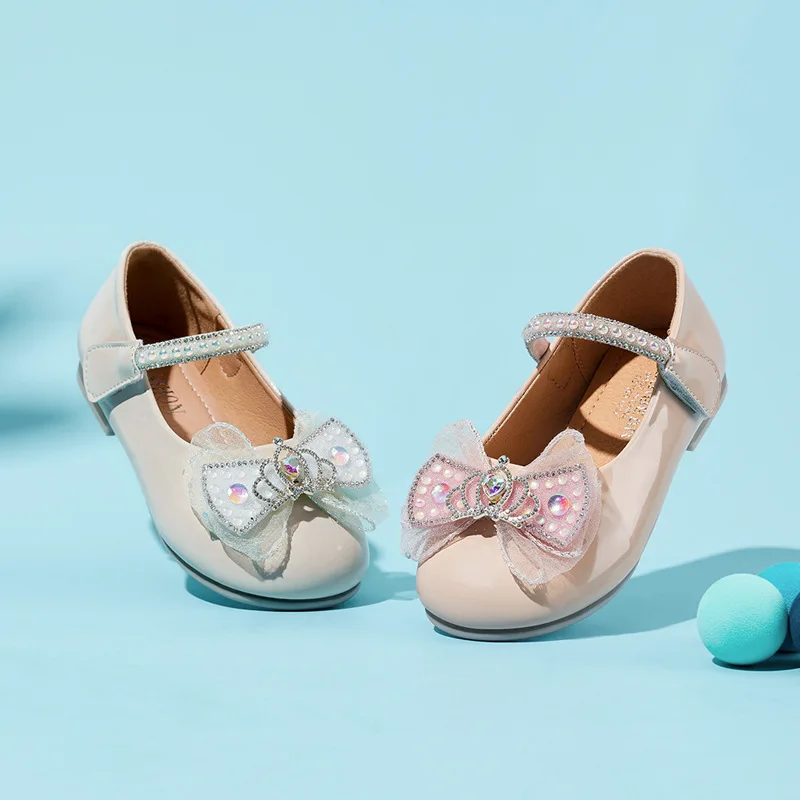 2023 Children Summer New British Style Soft Beautiful Cute Bow Shiny Crown Flat-heel Shallow Leather Shoes for Girls Party Shoes