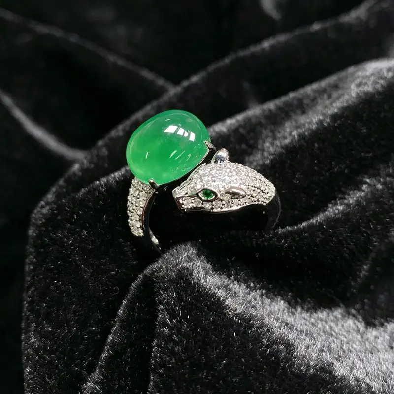 Silver-plated with ice chalcedony leopard head inlay, sun green agate women's jade ring