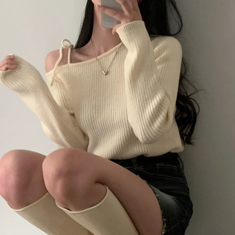 〔CC88〕 Temperament Irregular Slant Neck Off Shoulder Tie Bowknot Pullover Korean-Chic Long Sleeve Knitted Sweater