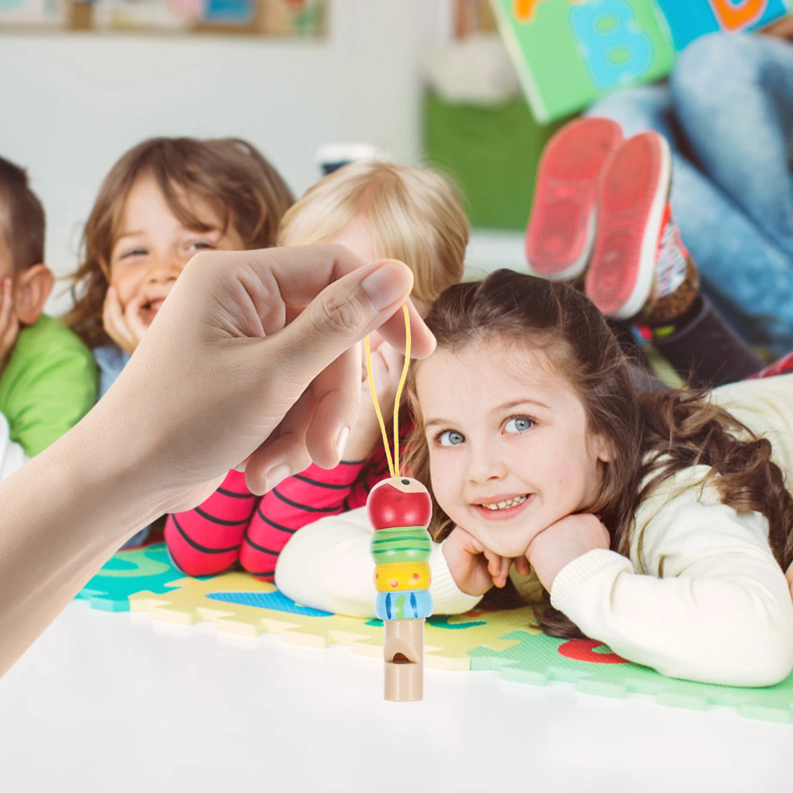 2 szt. Kolorowe drewniane gwizdki dla dzieci, bezpieczne, nietoksyczne instrumenty muzyczne, idealne do rozwoju mięśni jamy ustnej u maluchów, do wczesnej edukacji.