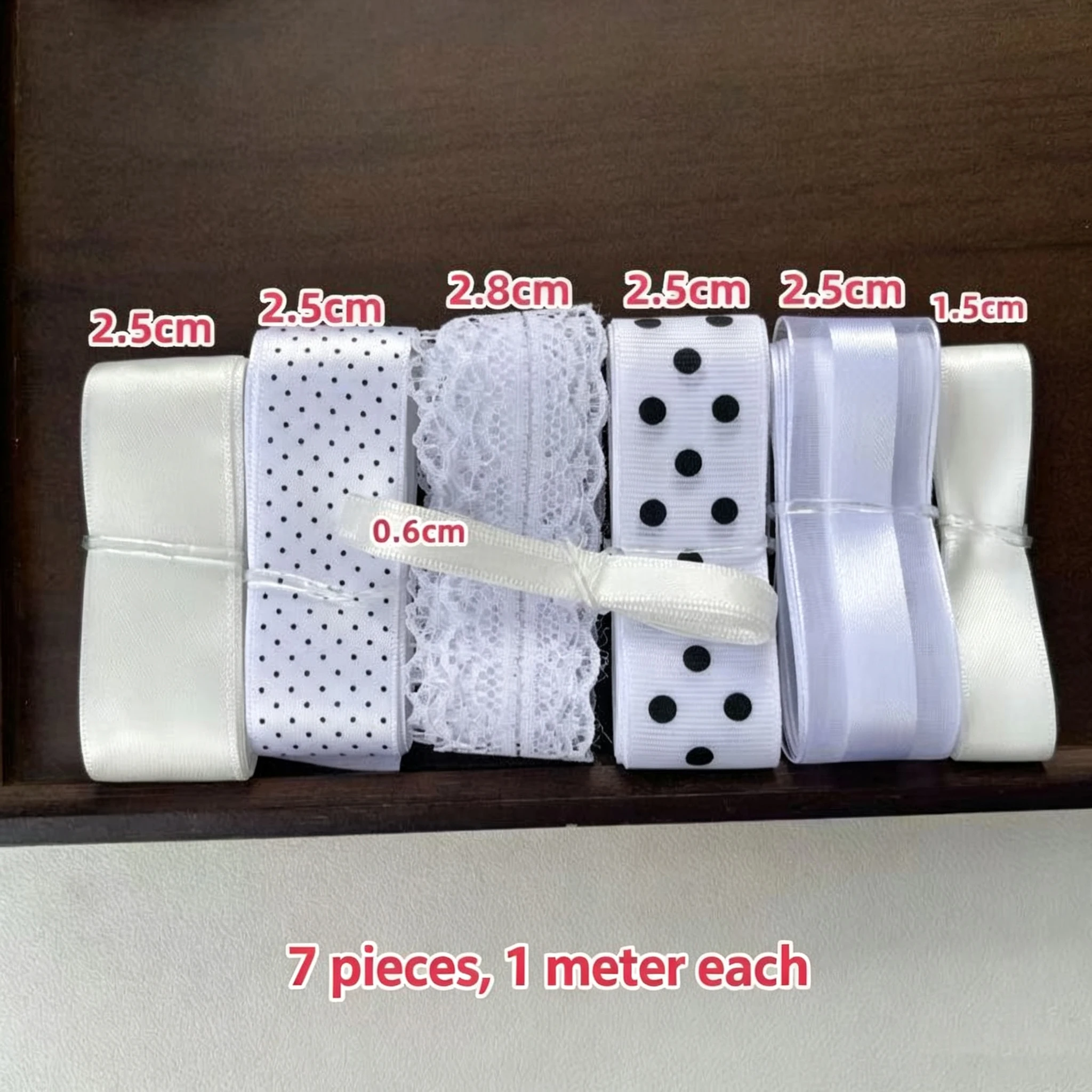 7-teiliges Set mit gepunkteten Schleifenbändern zum Aufhängen an Taschen, DIY-Bastelmaterial-Set für Anfänger, inklusive Klebestäbchen und Abdeckung, niedliches Geschenk – Detail 3