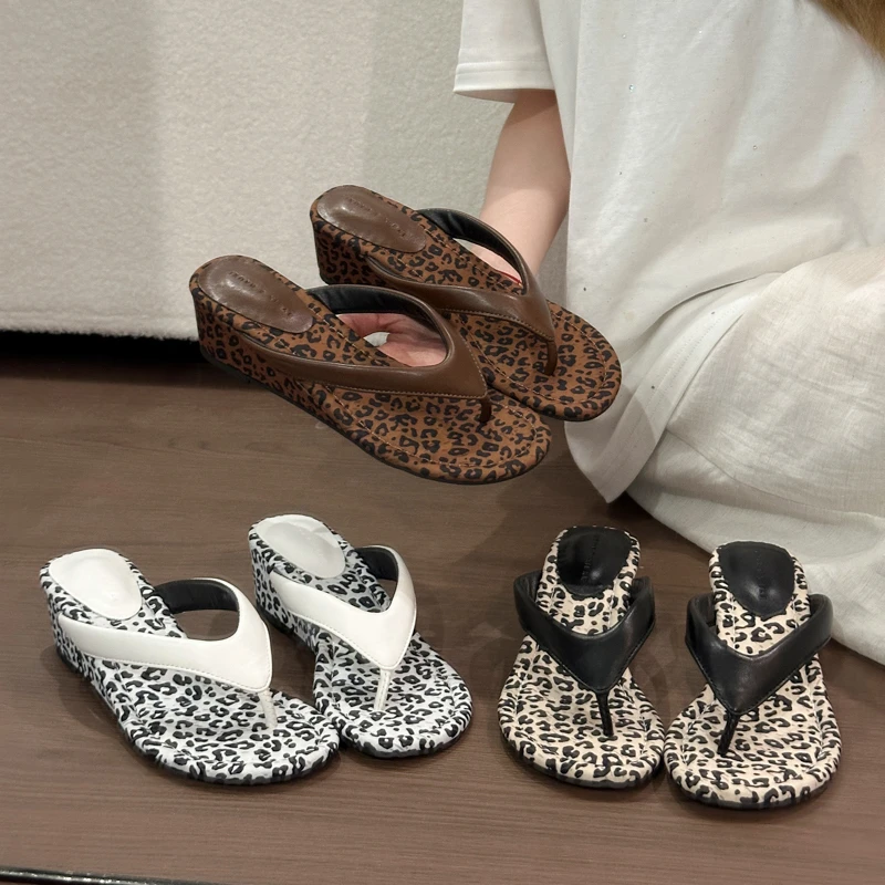 

Women's Leopard Print Wedge Flip Flops, Platform Thong Sandals, Summer Non‑Slip Open Toe Slippers for Outdoor Beach Daily Wear