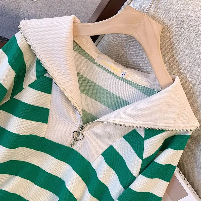 بلوزات نسائية مقصوصة تصميم الملابس النسائية نمط الربيع فضفاض صالح عصري مريح الشتاء سستة الاتجاه ملابس بسيطة #3