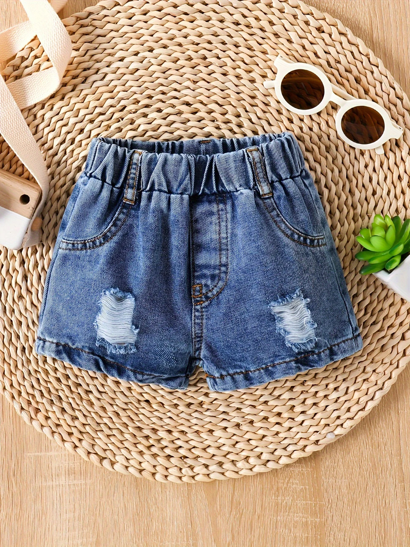 0-3 year old summer new male and female baby newborn denim perforated elastic shorts for infants and young children