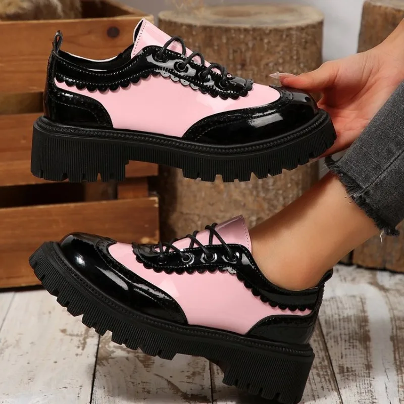 2026 women brogue shoes cross tied mixed color round toe wingtip oxfords casual footwear Lady's fashionable multi-color loafers