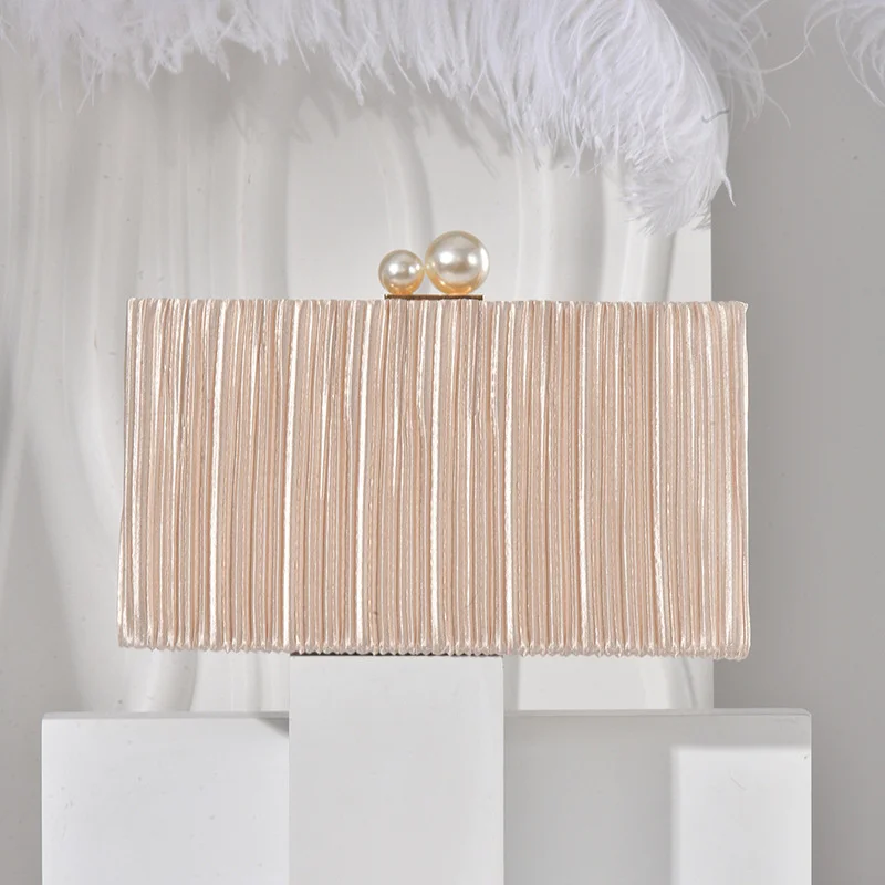 Bolso de mano de tela brillante de color puro para mujer, elegante bolso de noche arrugado, bandolera para vestido formal, cartera de clip color champán