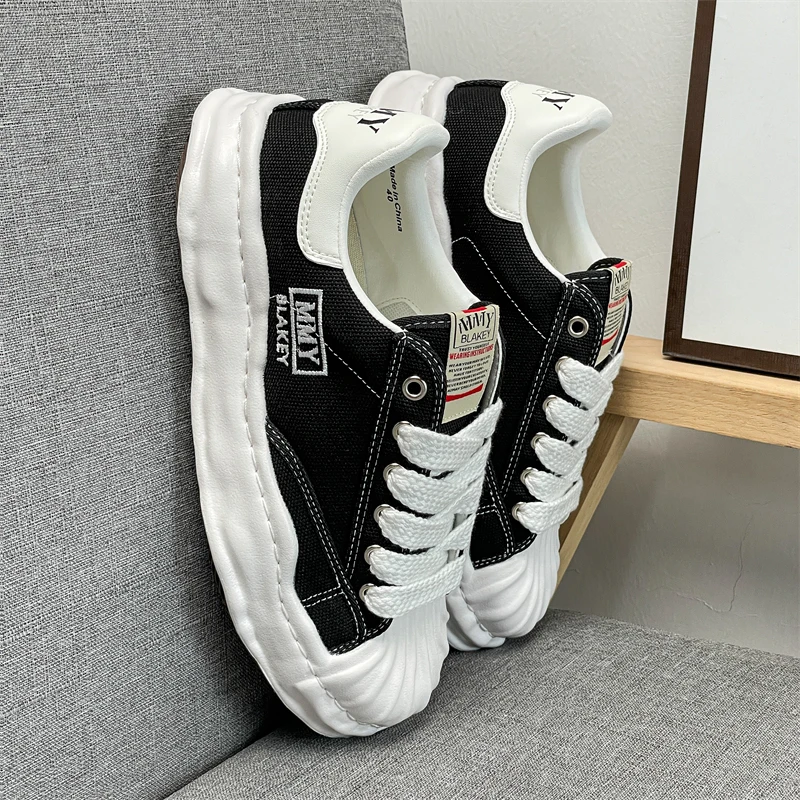 أحذية تزلج جديدة للرجال والنسا - مراجعة Men Shoes Dior وسعره