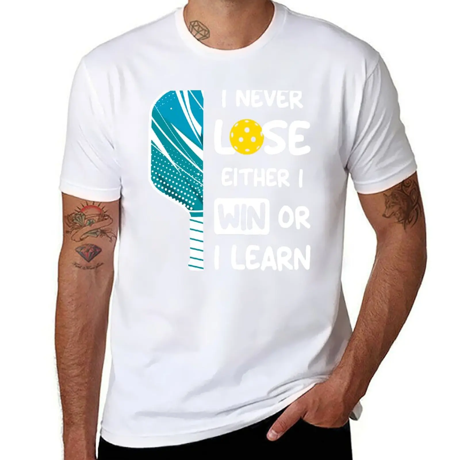 

I Never Lose I Either Win or Learn Pickleball Humor Funny Pickleballer Outfit T-Shirt Stylish Print Short Sleeve Tee
