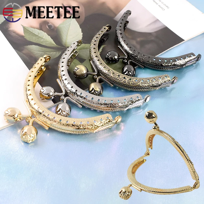 

2/4Pcs 8.5cm Metal Purse Frame Bags Handle Handbag Wallet Kiss Clasp DIY Handmade Knitted Handles Sewing Bracket Bag Accessories