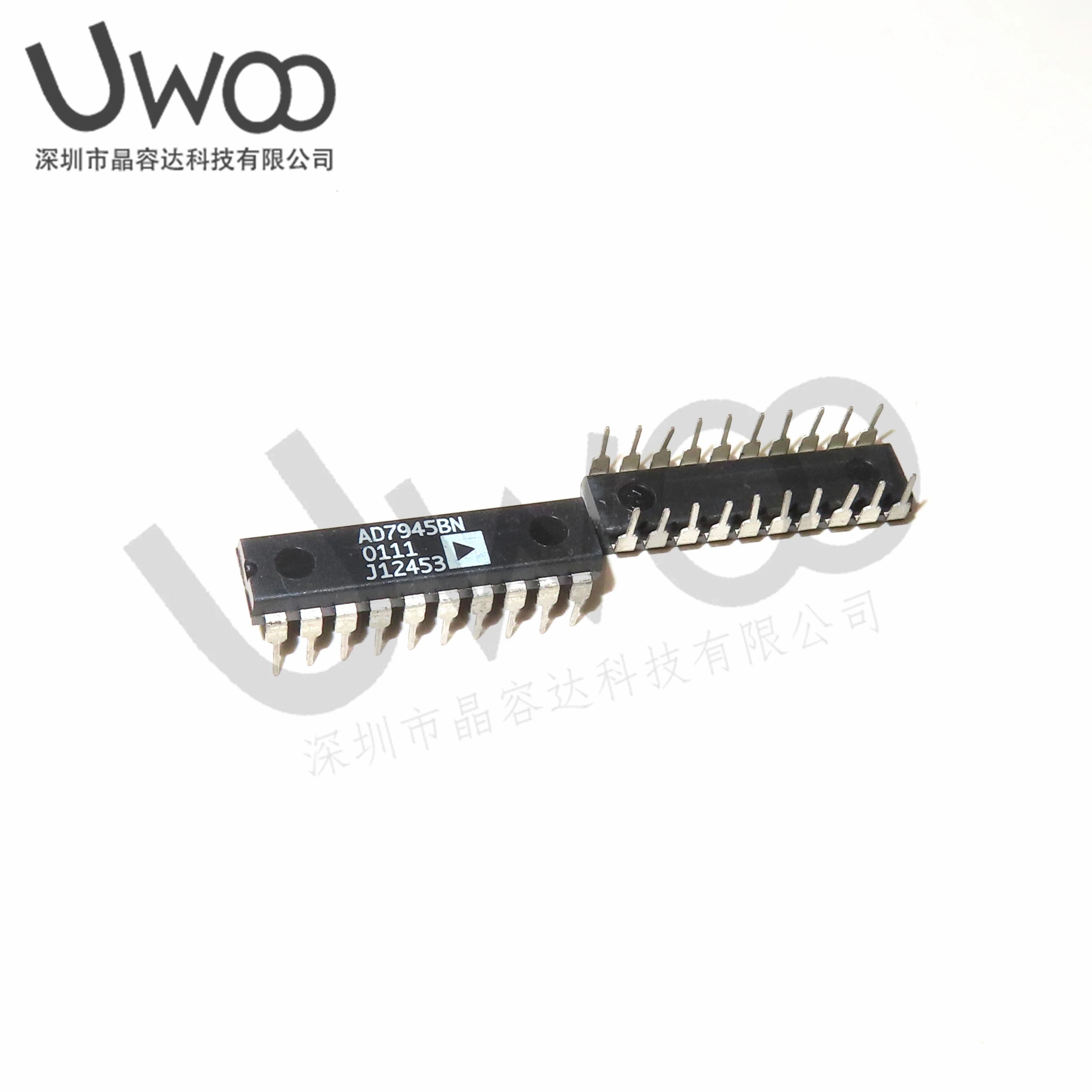 5PCS AD7945 AD7945BNZ AD7945BN DIP20 pin direct insertion digital to analog converter chip