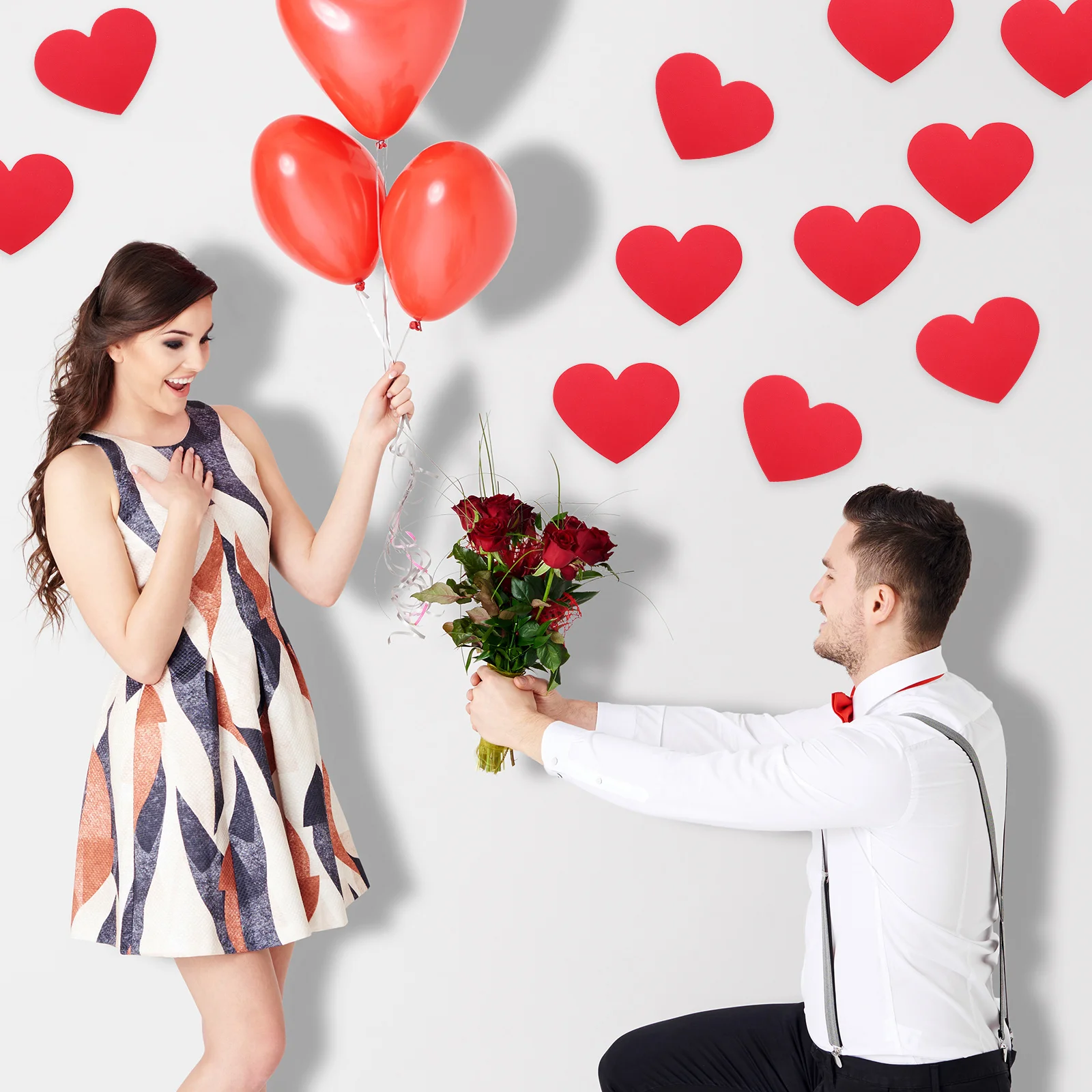 

40Pcs Heart Shaped Note Cards DIY Greeting Cards Valentine Day Red Heart Cutouts Unique Design Creative Decorations