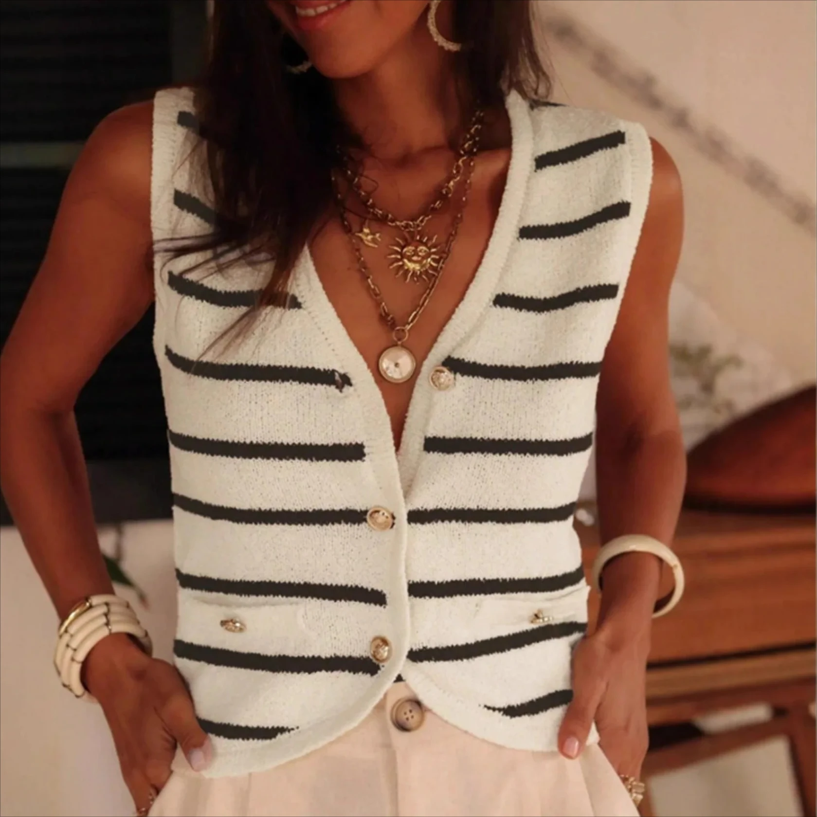 

Comfortable Fashionable Knitted Open Cardigan Metal Button Sleeveless V-Neck Color Block Stripes Casual