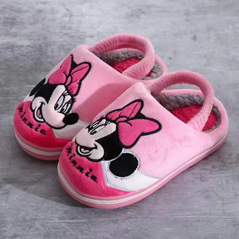 Disney-zapatillas de invierno para niños y niñas, zapatos antideslizantes de algodón para el hogar, con dibujos animados de Minnie Mouse, Mickey,