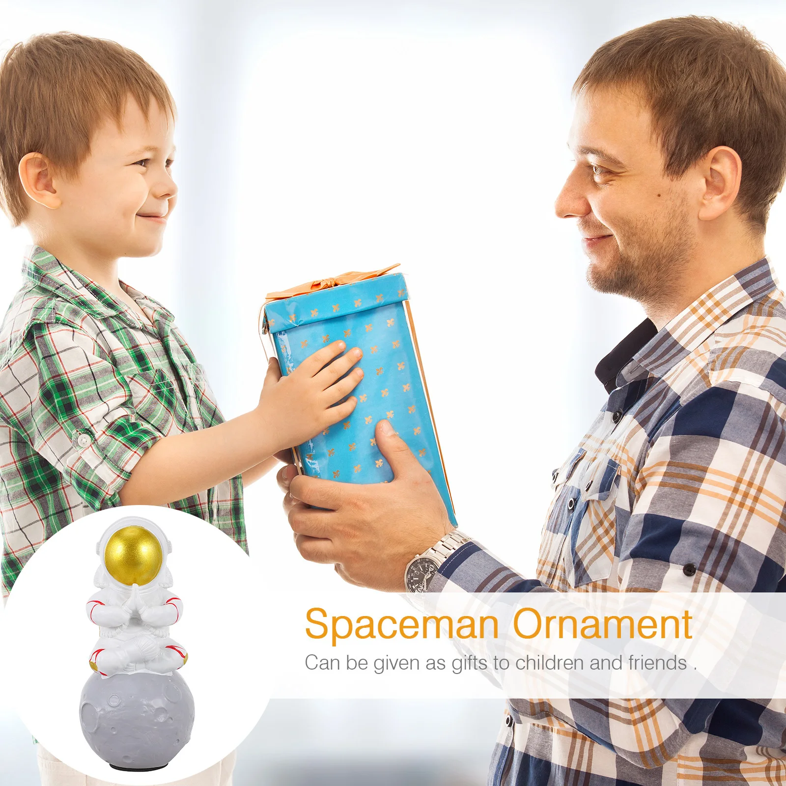 

Astronaut Sculpture Resin Lovely Spaceman Planet Statue Space Theme Tabletop Ornament Astronaut Star Figurine Spaceman Sculpture