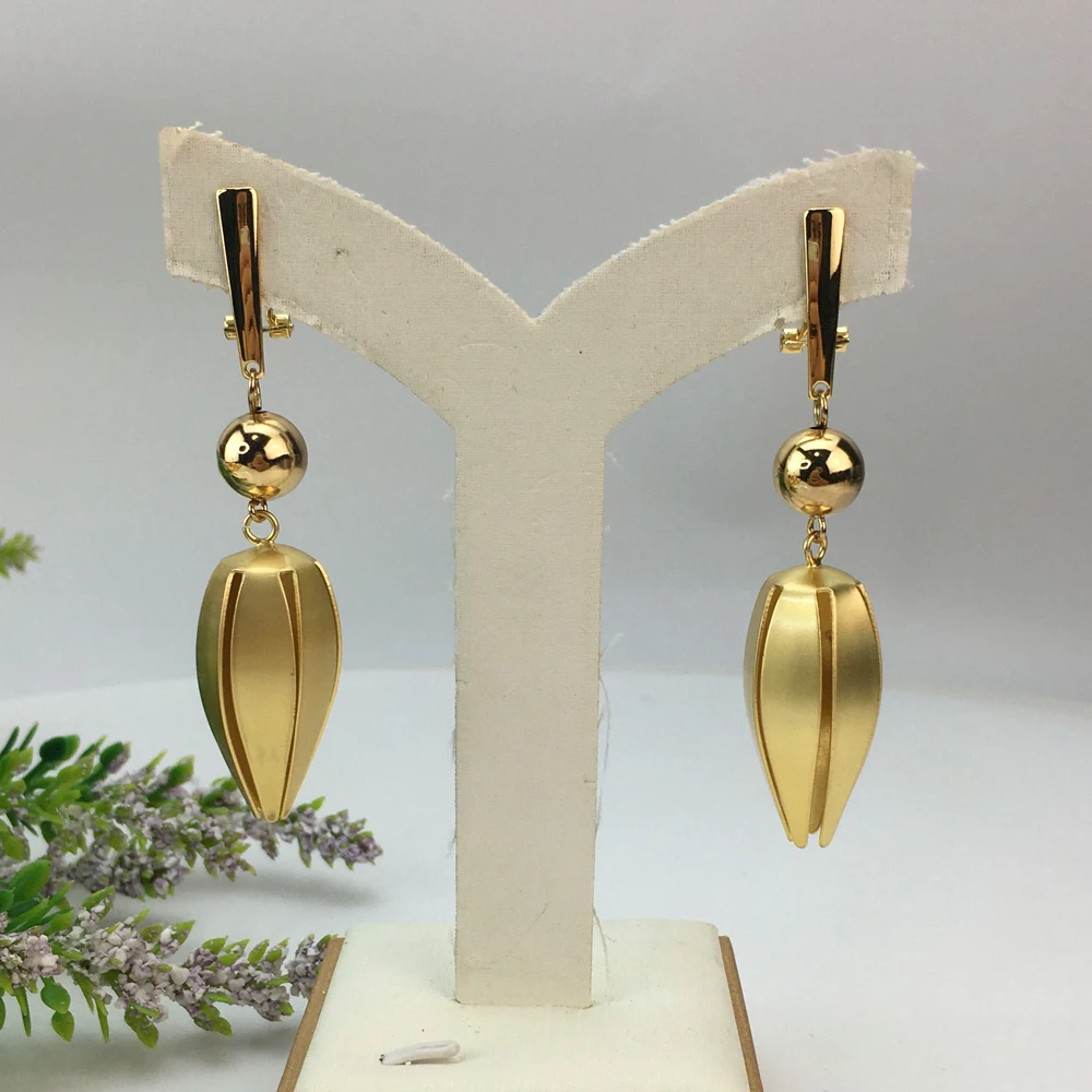 Yuminglai Fashion Luxury Dubai Jewelry Accessories Superior Quality Goldplated Earrings for Women FHK16743
