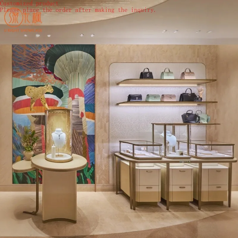 

Custom.Custom Luxury Jewelry Display Cases | Curved & Tiered Design Tailored for Boutiques, Flagship Stores & High-End Retail Sp