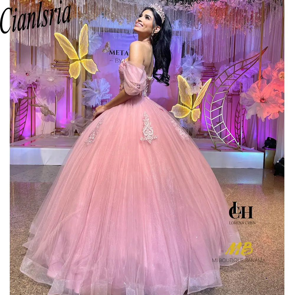 

Pink Illusion Appliques Lace Ball Gown Quinceanera Dresses Off The Shoulder Corset Vestido De 15 Anos