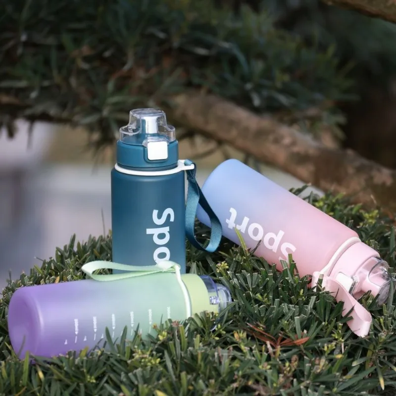 Colorful matte gradual change water cup portable 750ml outdoor sports road cycling kettle portable water bottles