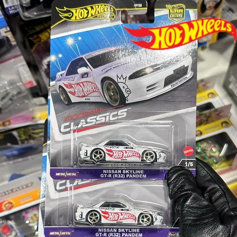 

Hot Wheels Premium Car Culture Collectible Toy Car Modern Classics Vehicle 1:64 Scale Die-Cast Nissan Skyline Gt-R (R32) Car Toy