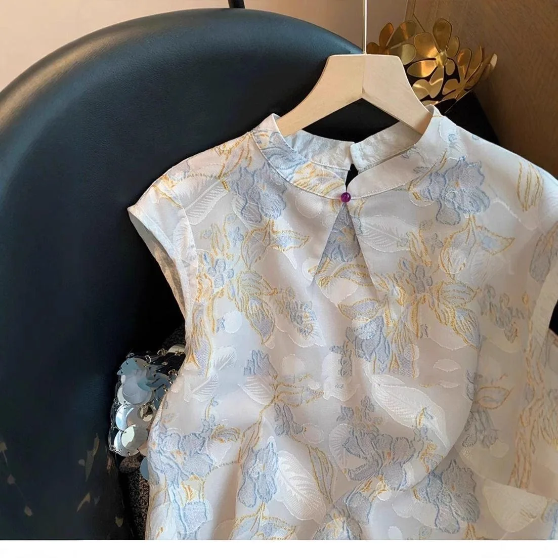 Retro New Stunning Top Summer Chinese Style High-end Frog Button Jacquard Sleeveless Satin Shirt