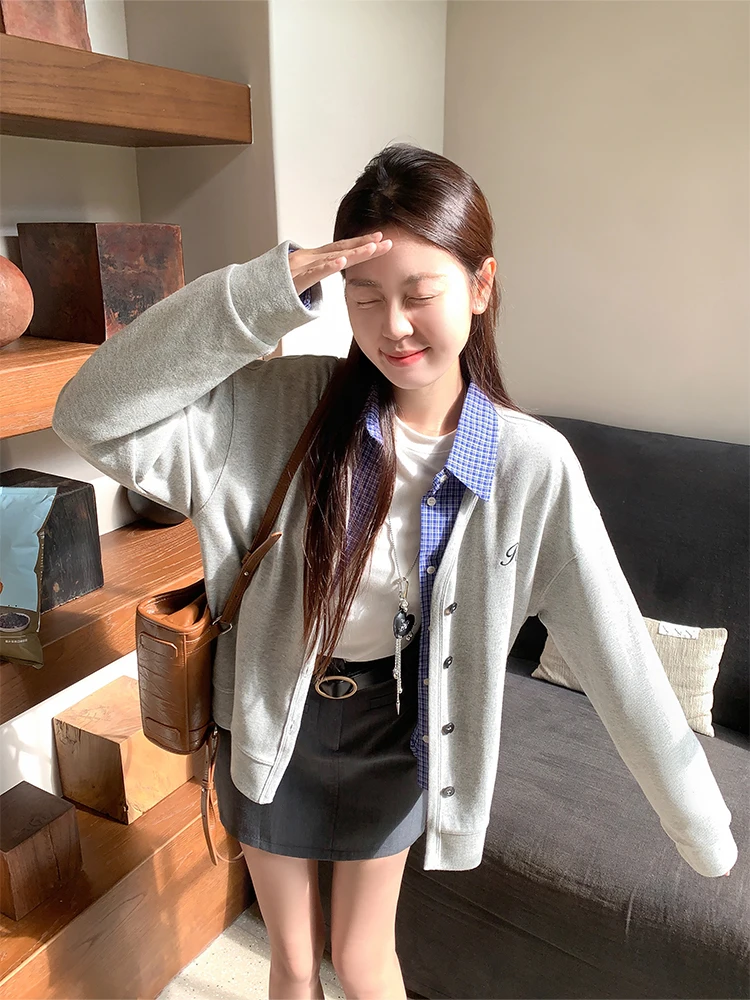 

Zeng Xiao Salt Early Autumn Korean Style Embroidered Grey V-Neck Sleeveless Hoodless Long Sleeve Sweatshirt Jacket Women Loos...