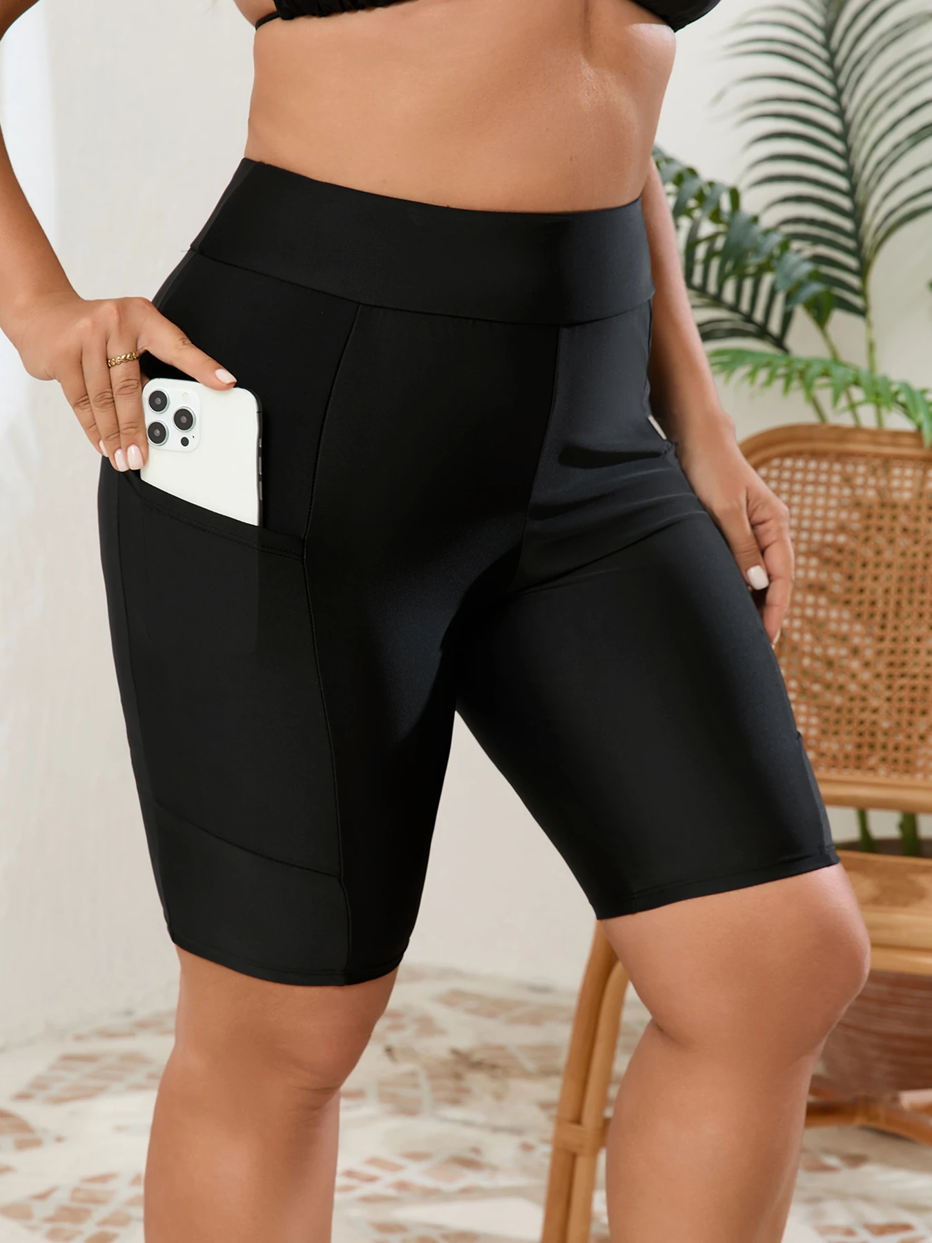 Short de bain femme noir 2026 grande taille avec poche, longueur genou, maillot de bain uni pour femme, short de natation 5XL