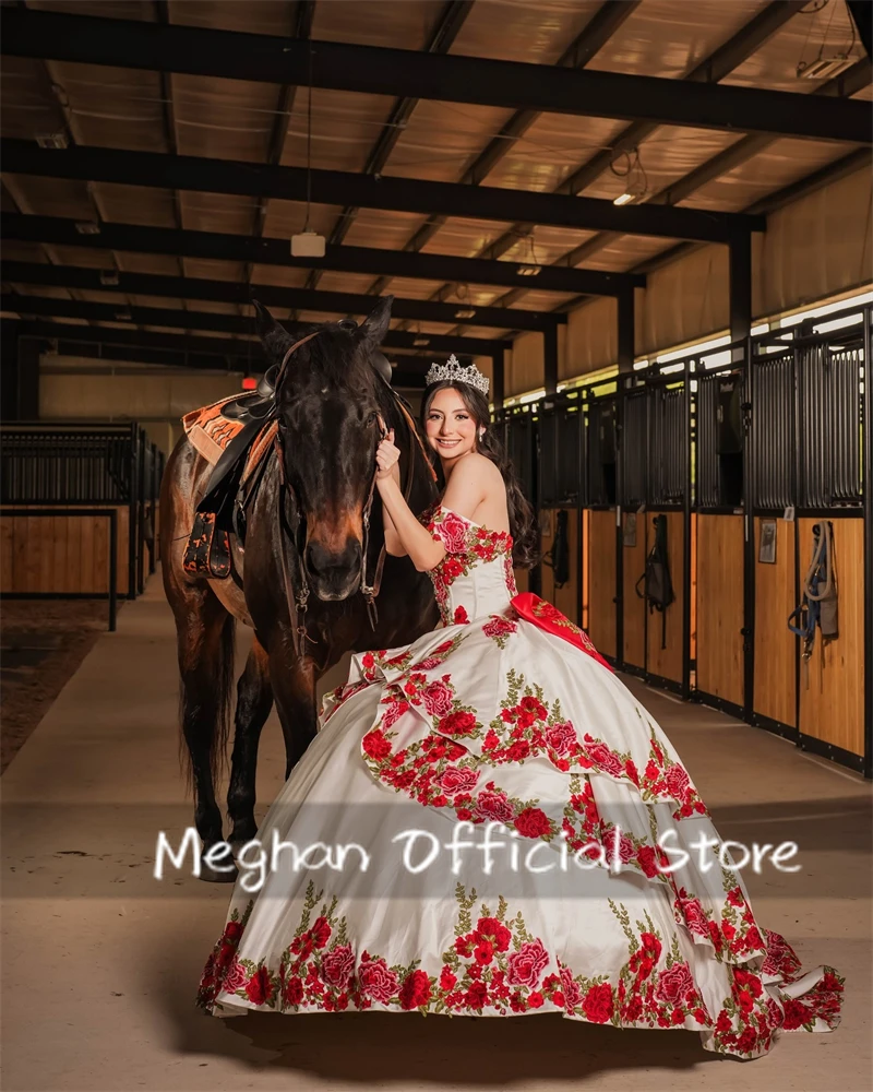 Мексиканские бусы с аппликациями Quinceanera, платья с открытыми плечами, многоуровневые выпускные платья с бантом, платье для дня рождения, сладкое 15, по индивидуальному заказу