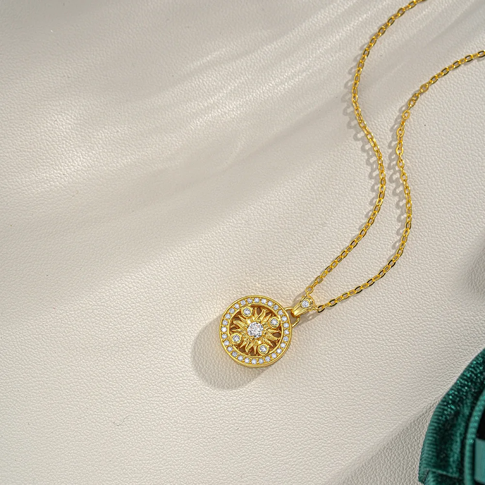 Sunflower Mo Sang Stone Eight Treasure Compass Pendant Collar Chain Pendant Ancient 18k Gold Plated Guochao S925 Silver Necklace