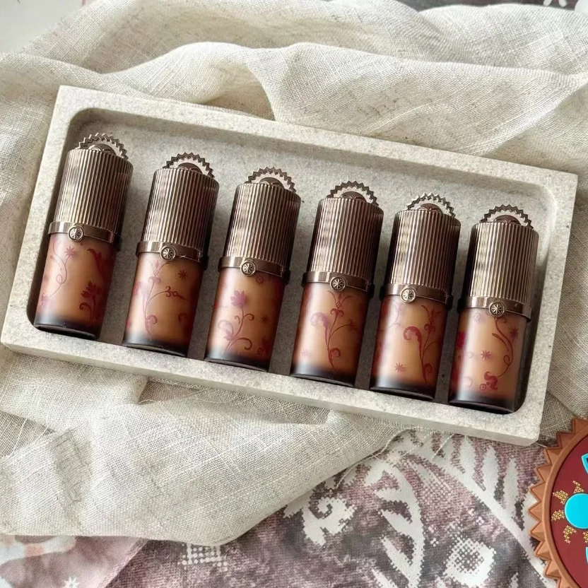 GIRLCULT Multi-Use Cream Lip Mud,Cream Blush Shimmer Eyeshadow,Low-Saturation Nude Shade for Natural Glow Makeup Blusher
