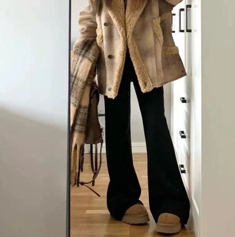 Tall and Versatile Women with Added Fleece  Autumn and Winter High Waisted  Loose  Floor Hugging Black Micro Flared Jeans
