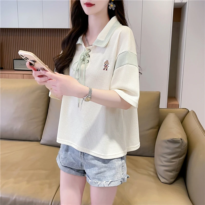 Summer short sleeved t-shirt for women with retro chic Hong Kong style half sleeved fashionable niche summer loose polo shirt