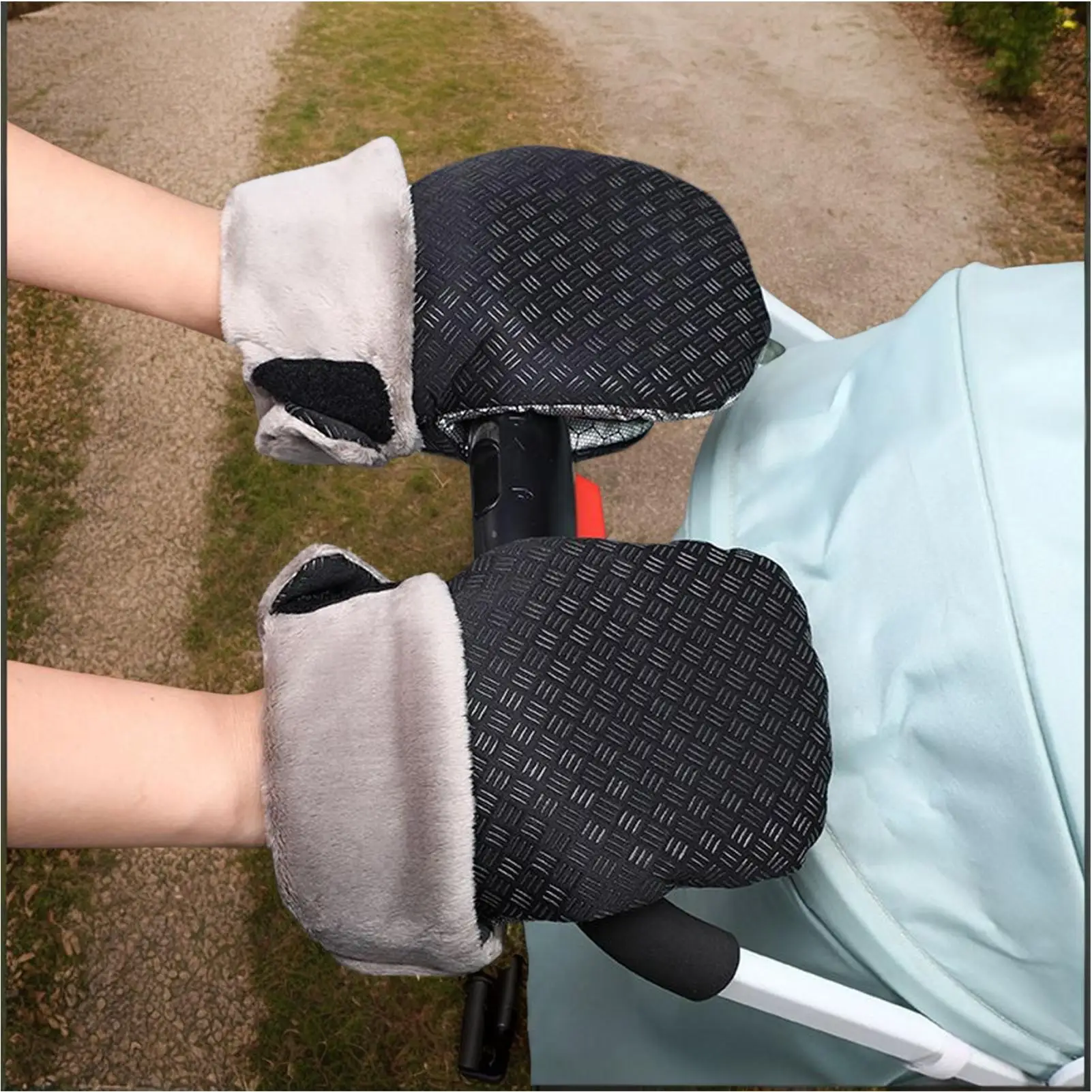 

Stroller Hand Warmer Waterproof Winter Gloves For Stroller Adjustable Warmer Mittens For Outdoor Shopping Caregivers Parents Pet