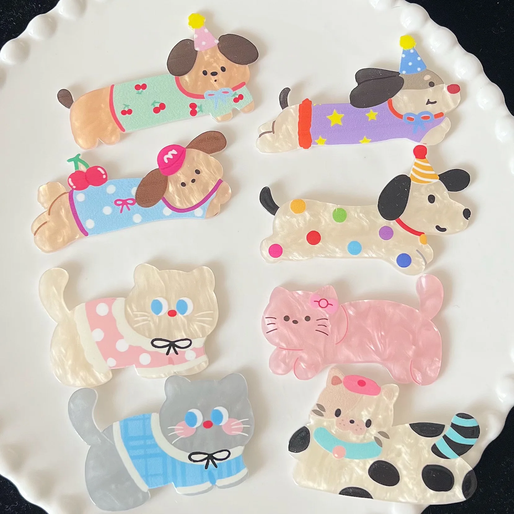 2 Stuks Miniso Schattige Dieren Serie Cartoon Acryl Flakback Cabochons Diy Ambachten Materialen Sieraden Maken Charmes