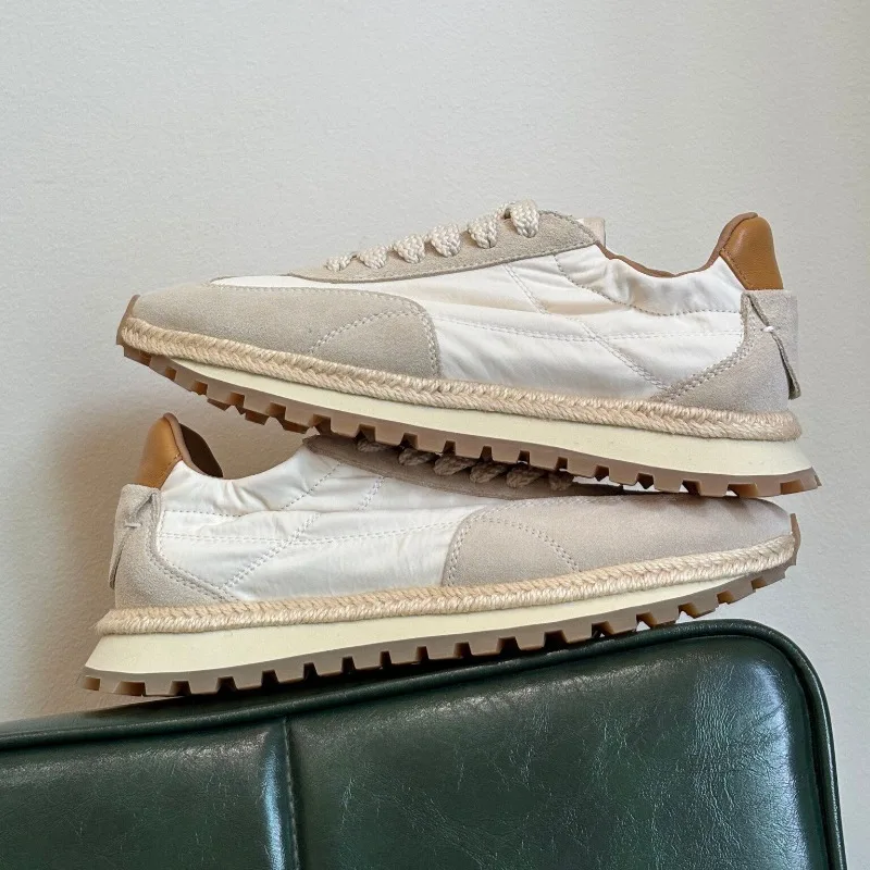 Fashion Women Casual Shoes Thick-sole 4CM Height-enhancing Training Shoes Lace-up Pleated Soft-soled Retro Sneakers