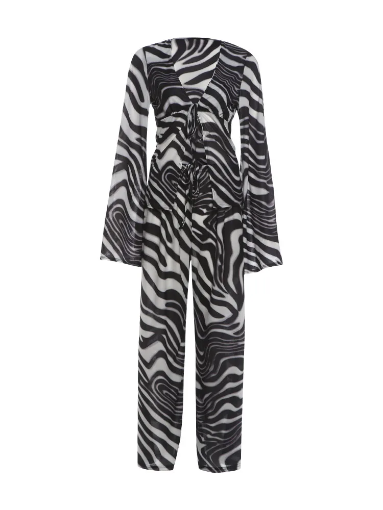 Weird Puss Stripe Patchwork 2-teiliges Set für Damen, Oberteil mit Schnürung, offenem Kragen, langen Ärmeln und Oversize-Schnitt + lange Hose mit Kordelzug – Detail 2