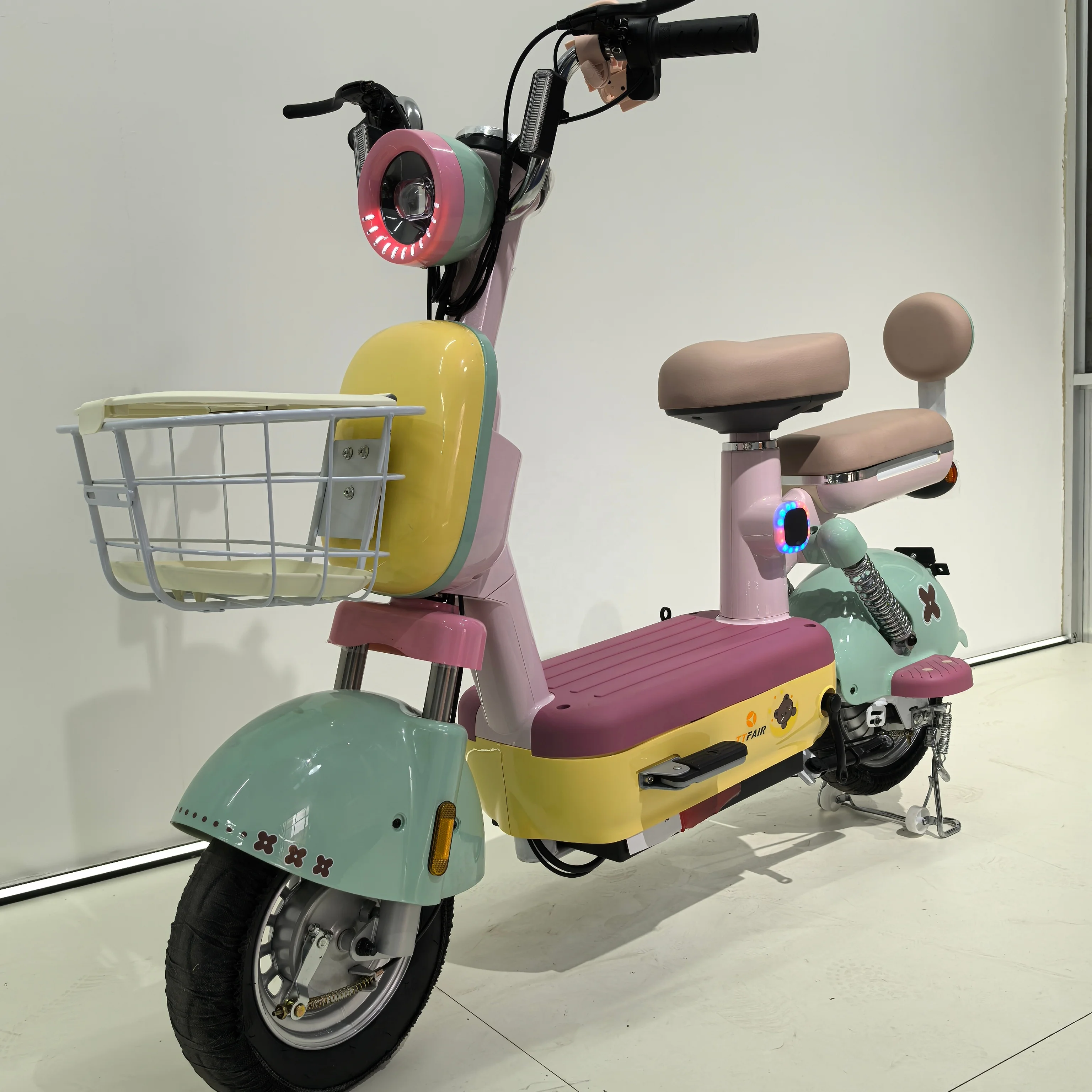 

Vietnam High Power 48V 20A Lithium Battery Electric City Bike Hot Selling Adult Battery Car Best Electric Bicycle