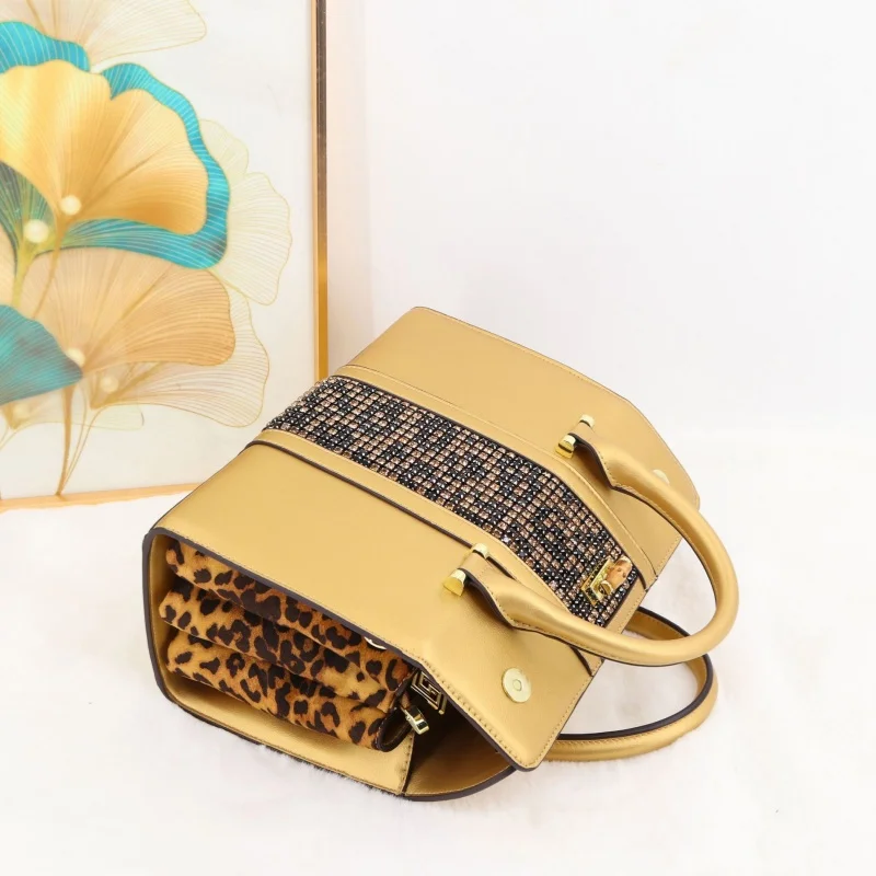 Trendy Brand Flap Splicing Design Women's Handbag High Texture Leather Tote Bag Vintage Color Blocking Shoulder Commuting Bag