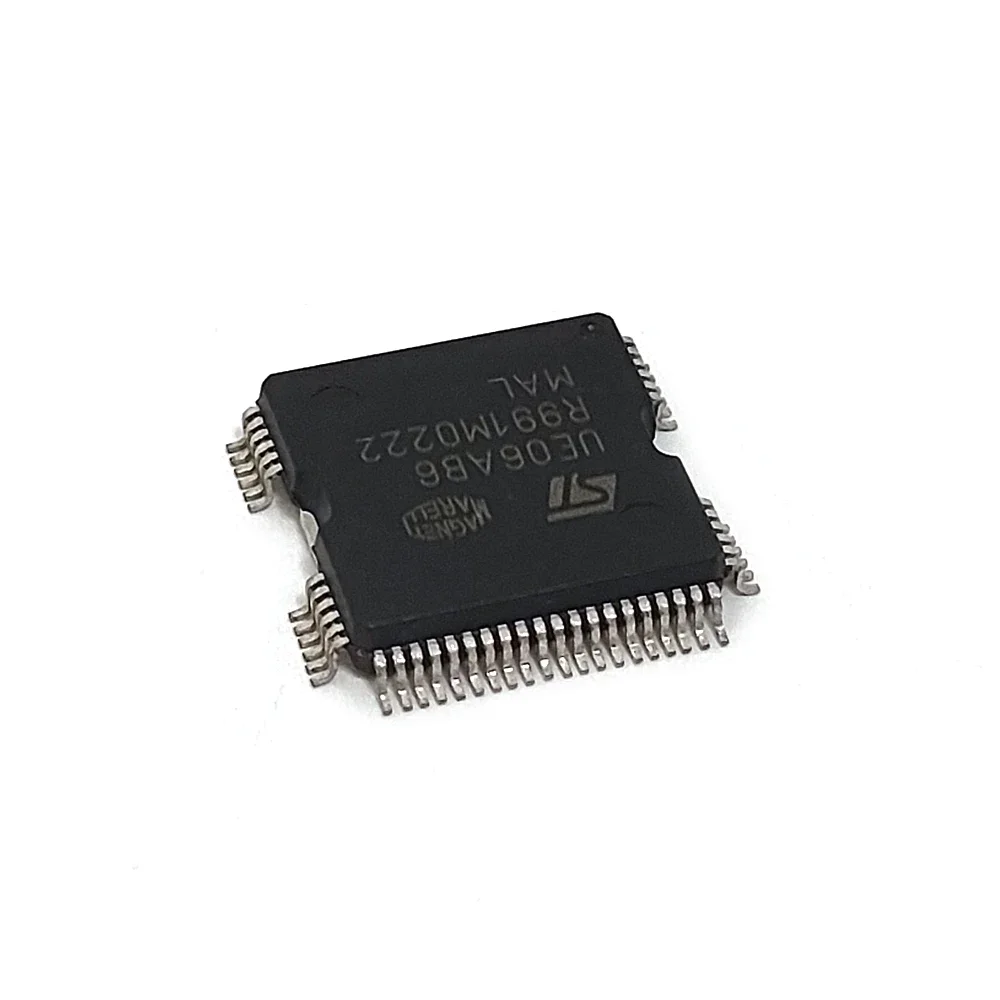 Pacote UE06AB6: QFP-64